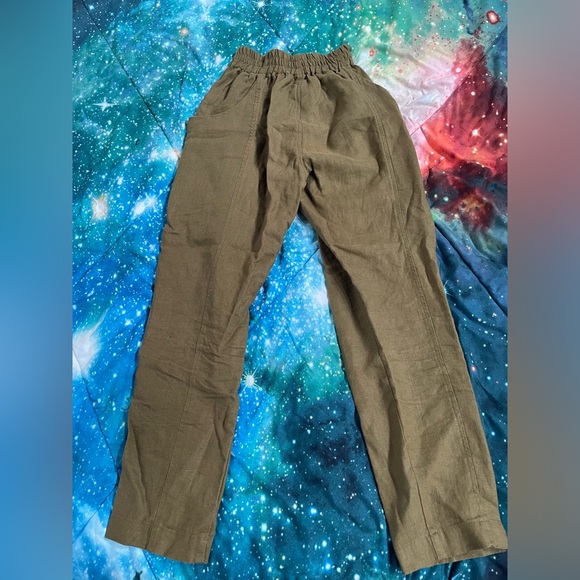 Elizabeth Suzann Clyde Pants in Olive 🫒*Retired Color* - Picture 2 of 8